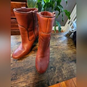 Clark's bendable booties in rust